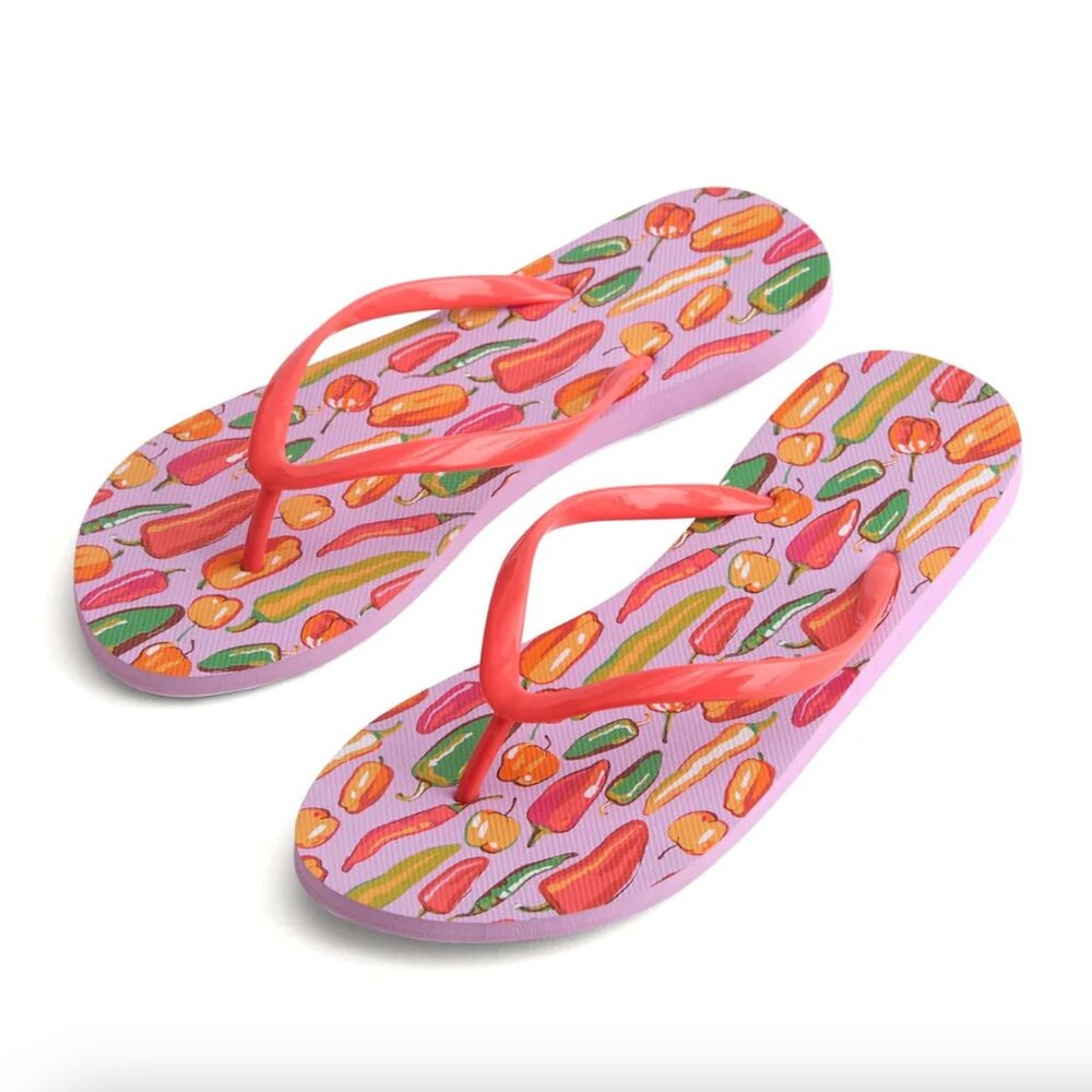 Vera Bradley Rubber Essential Flip Flops in Spice It Up Peppers